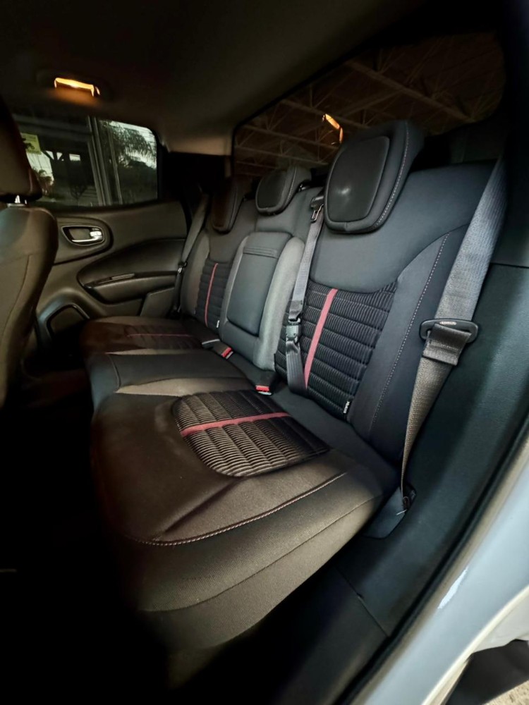 Fiat Toro Freedom — foto 17